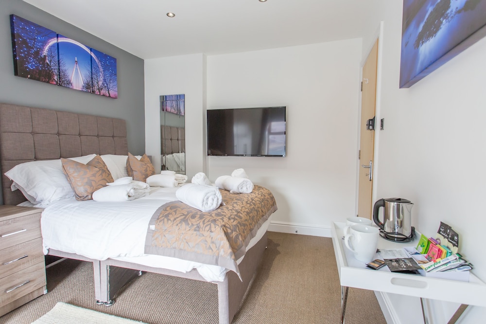 Cherwell Gates in Oxford, United Kingdom