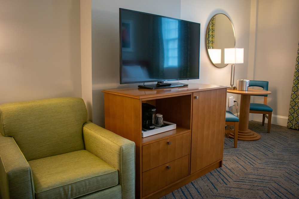 Oasis Resort Gulfport - photo 4