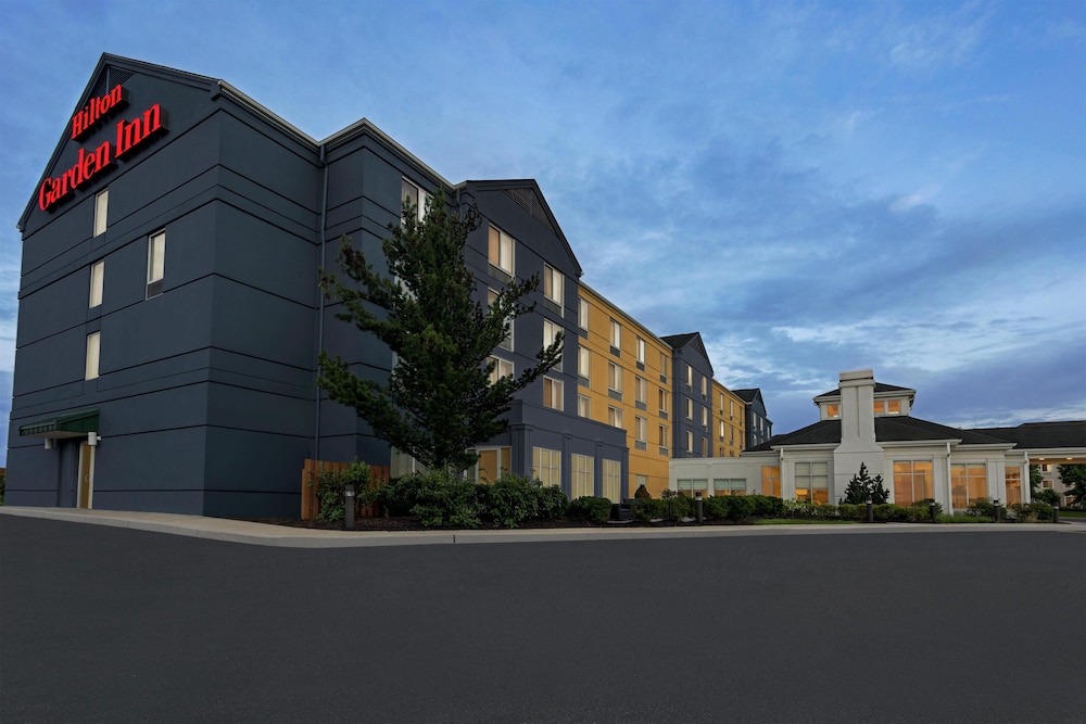 Hilton Garden Inn Allentown Bethlehem Airport in Allentown, United States