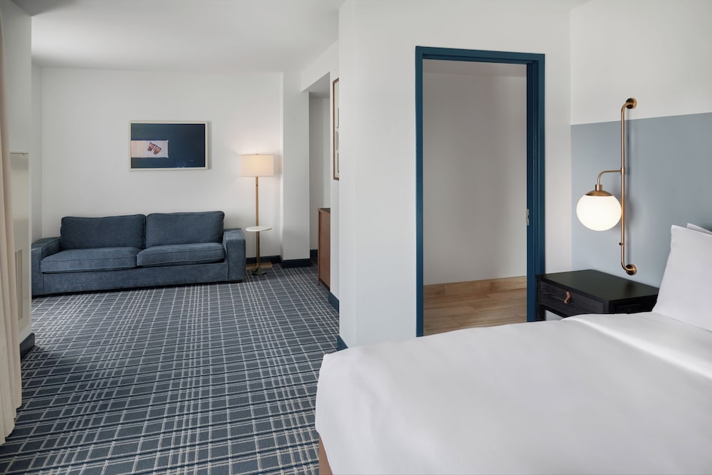 Hotel Canandaigua Tapestry Collection by Hilton - photo 12