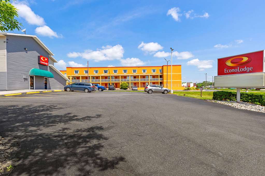 Econo Lodge Akron Copley Northwest - featured photo