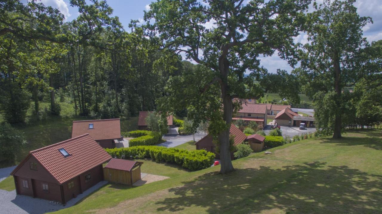 High Oaks Grange Lodges