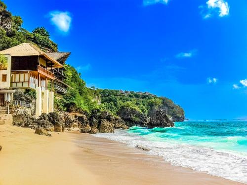 Bingin Beach House — 4-Star Luxury Hotel in Pecatu, Indonesia