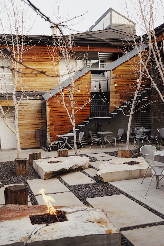 Modern Hotel - photo 88