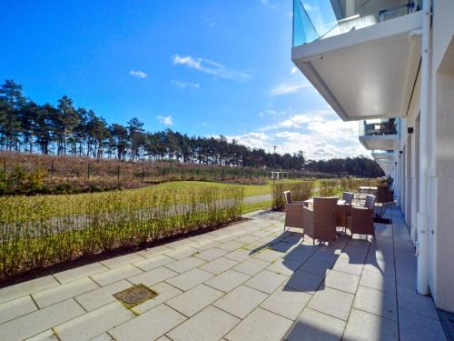 Dünenresidenz Prora Ferienwohnung mit Meerblick und 1 Schlafzimmer und Terrasse NP 704 — 4-Star Luxury Hotel in Ostseebad Binz, Germany