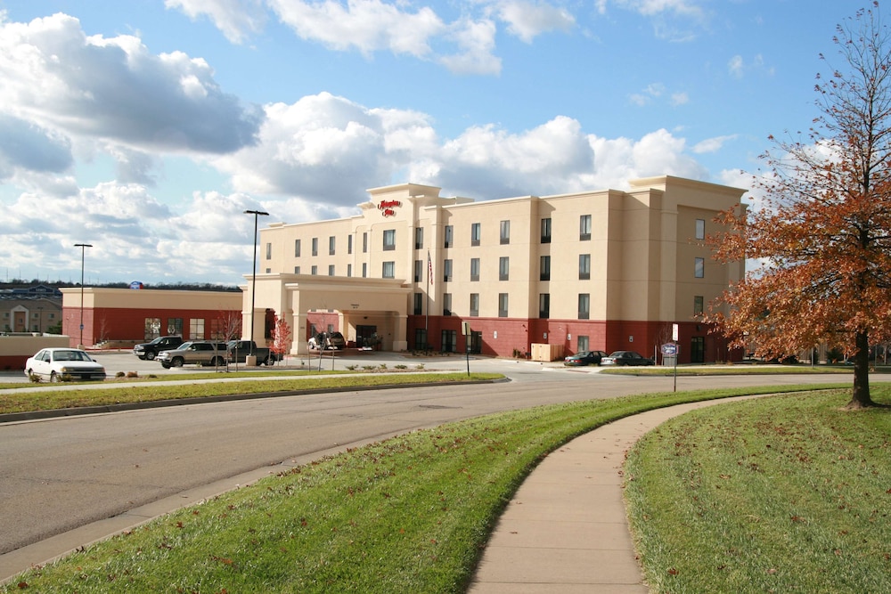 Hampton Inn Topeka - featured photo