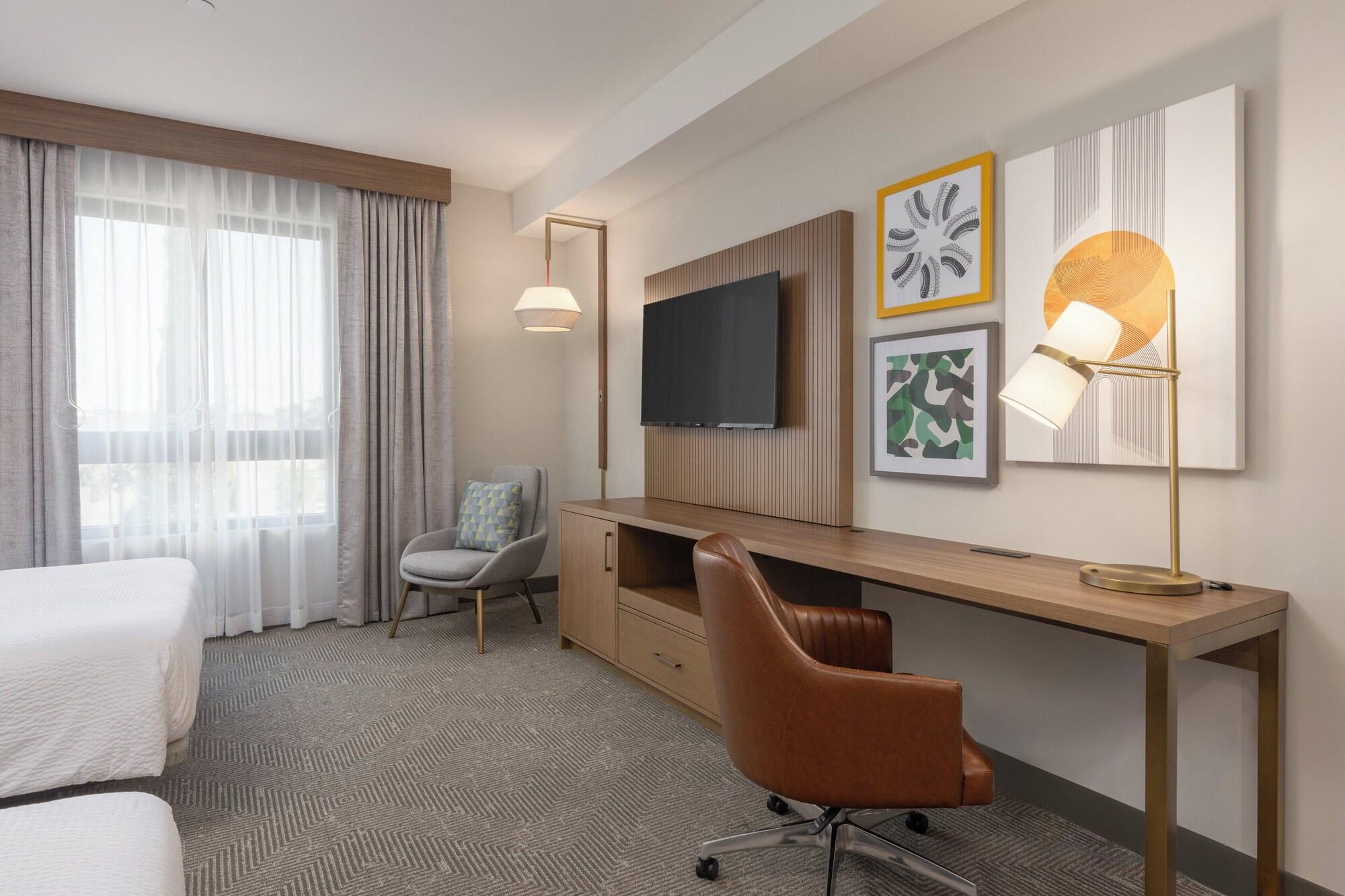 Holiday Inn & Suites Monterey Park Los Angeles by IHG - photo 27