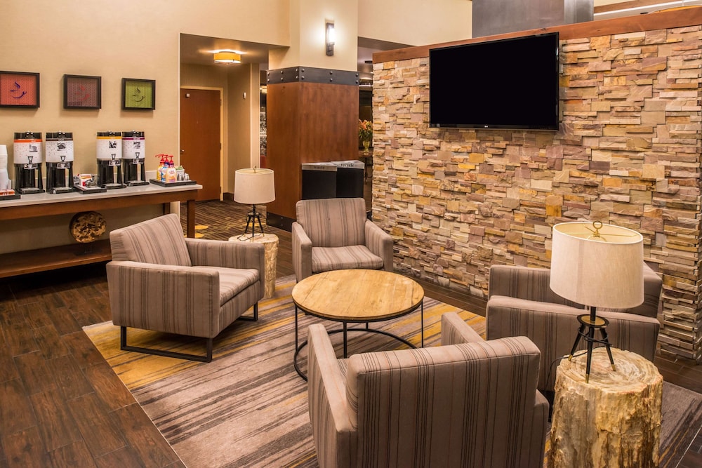 Hampton Inn & Suites Boulder North - photo 4