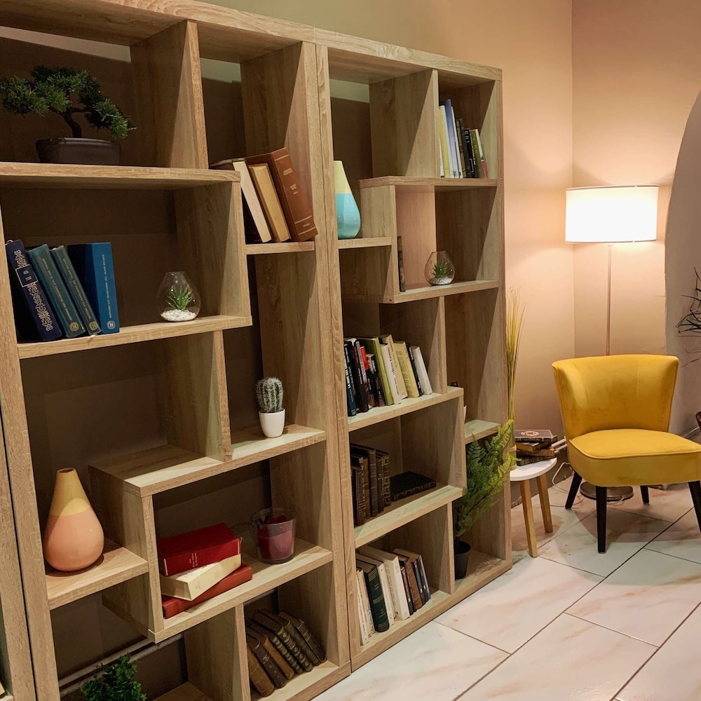 Empire Hotel - last minute hotel in Nimes