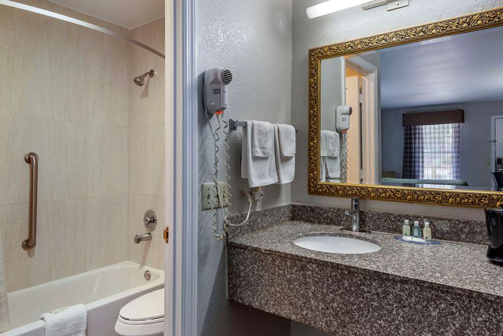 Quality Inn Covington - photo 14