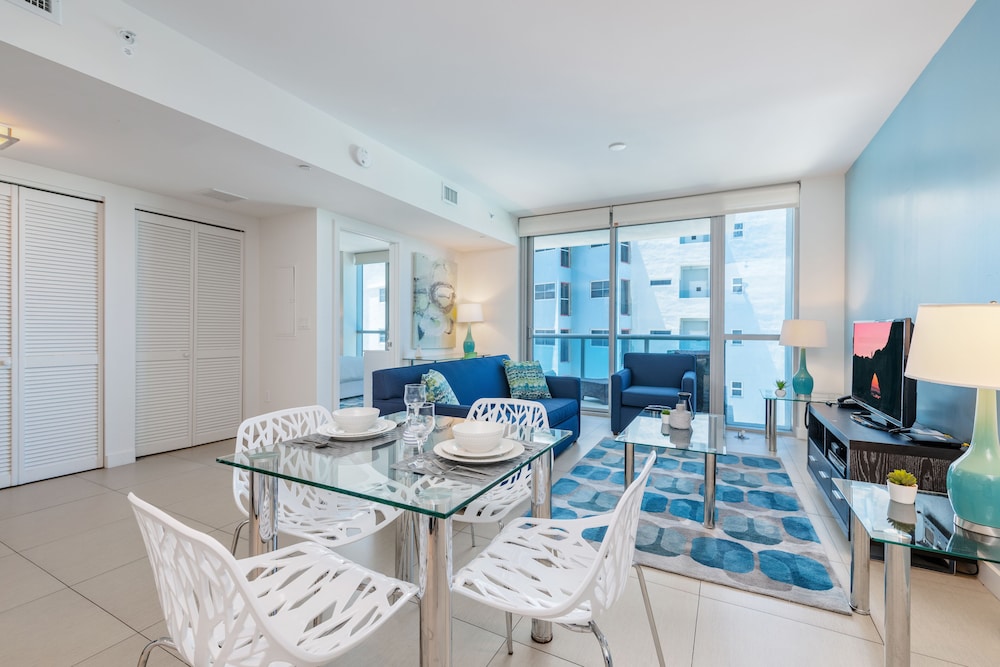 Global Luxury Suites at Monte Carlo - photo 71