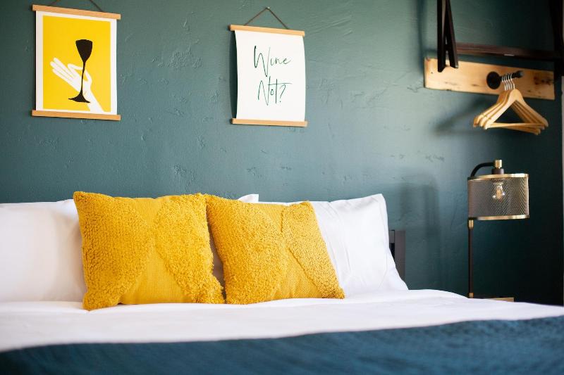 Spoke and Vine Motel - photo 21