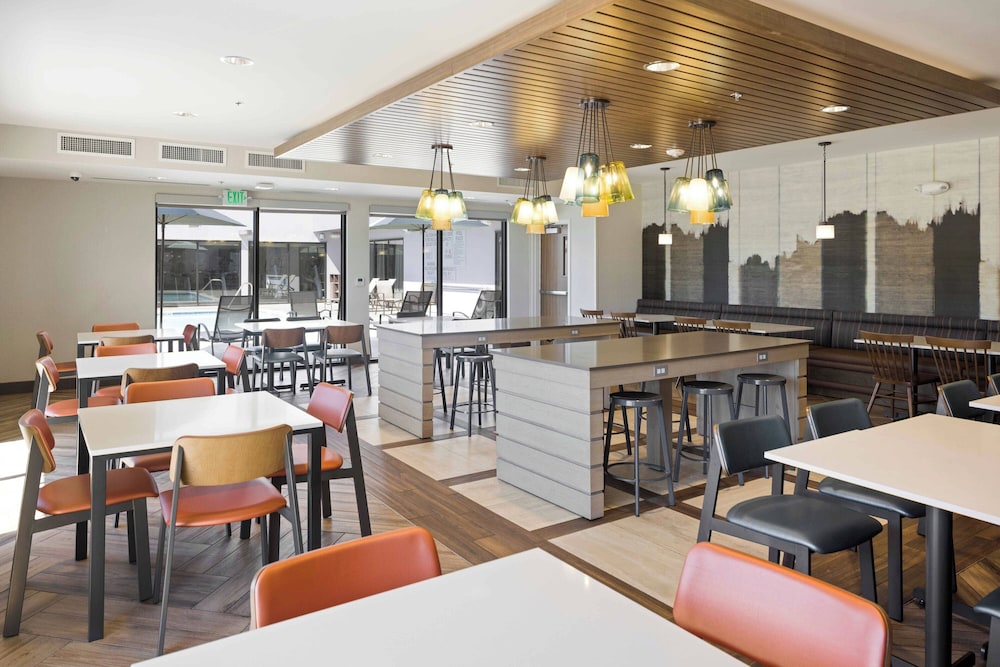 Fairfield Inn & Suites by Marriott San Diego Pacific Beach - photo 37