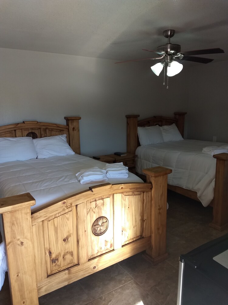 Whitten Inn - photo 13