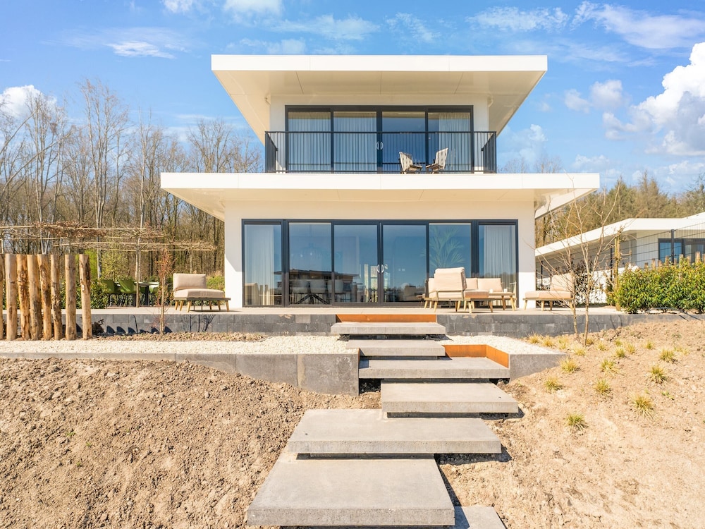Water Villa with Infrared Sauna and Jetty — 4-Star Luxury Hotel in Zeewolde, Netherlands