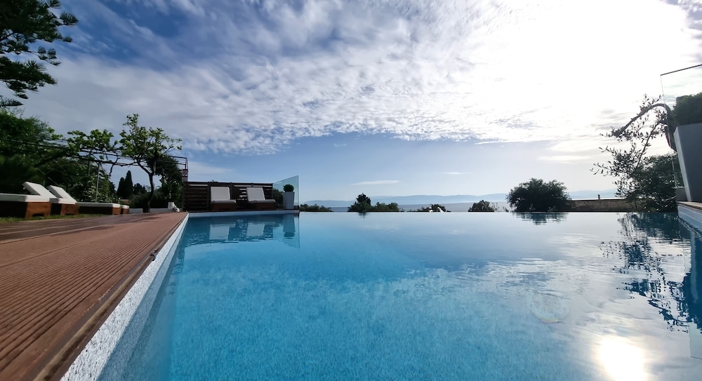 Gina Studios in Corfu, Greece