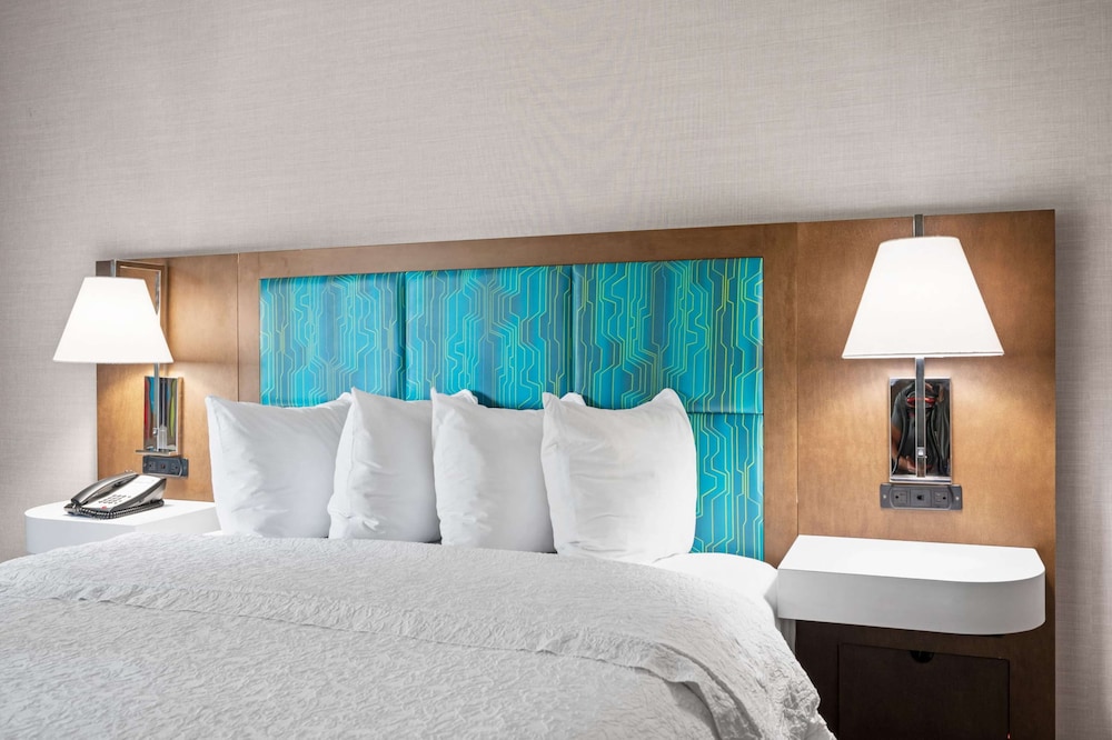Hampton Inn Cleveland Westlake - photo 6