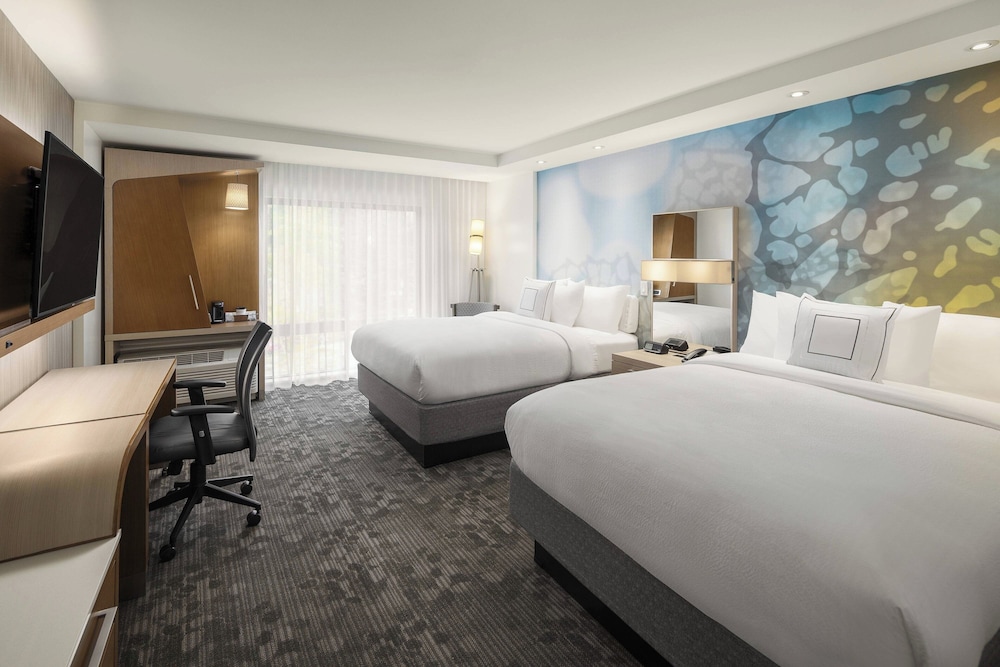 Courtyard By Marriott Seattle Northgate - photo 13