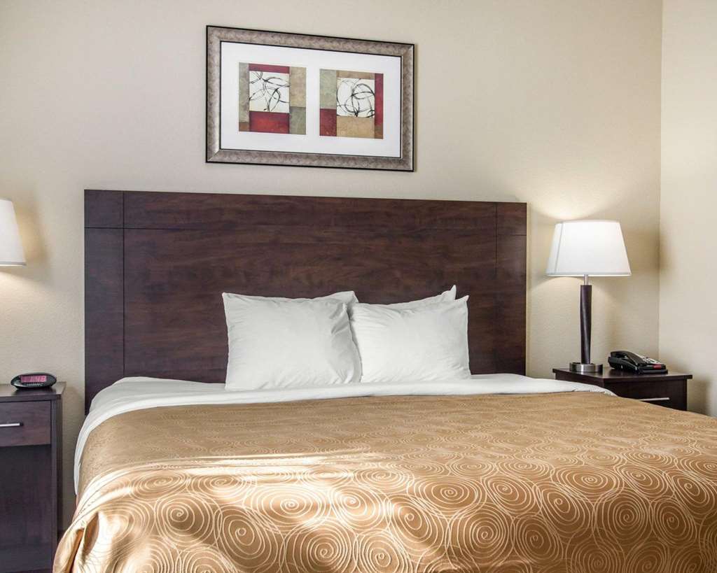 MainStay Suites Meridian Bonita Lakes - photo 14