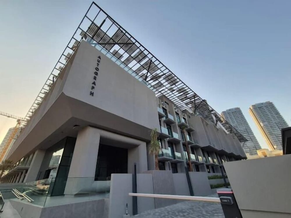 Stylish 1BR Penthouse in The Autograph — 4-Star Luxury Hotel in Dubai, United Arab Emirates