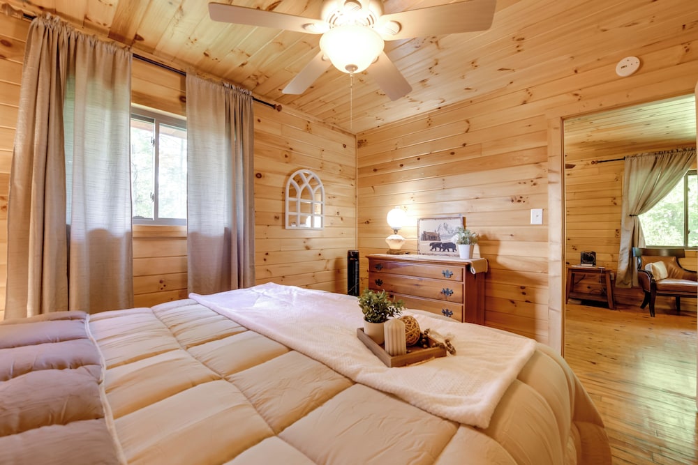 Bryson City Cabin in Smoky Mtn W resort Amenities - photo 13
