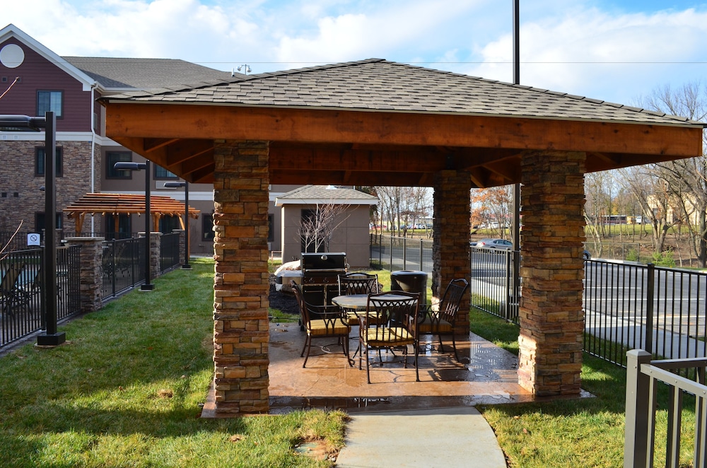 Staybridge Suites Bowling Green by IHG - photo 78