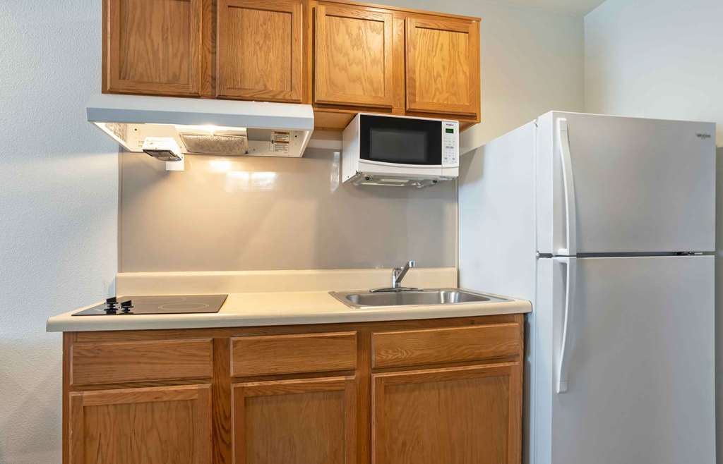 Extended Stay America Select Suites Panama City Callaway - photo 18