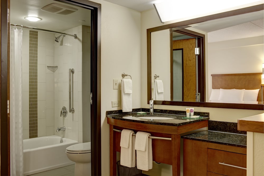 Hyatt Place San Antonio Airport Quarry Market - photo 36