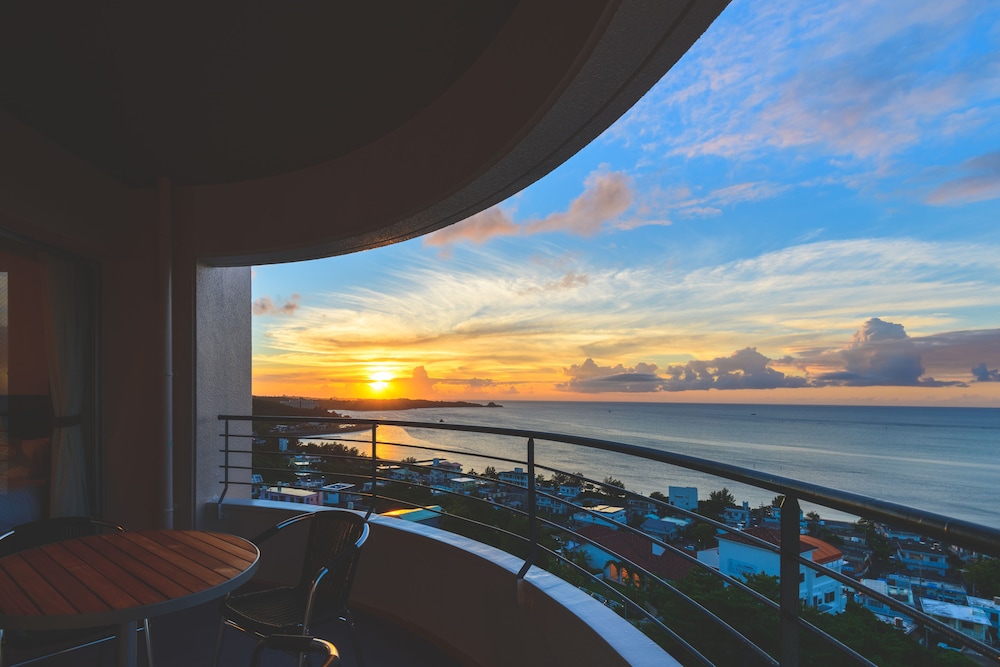 Hotel Sunset Hill in Okinawa, Japan