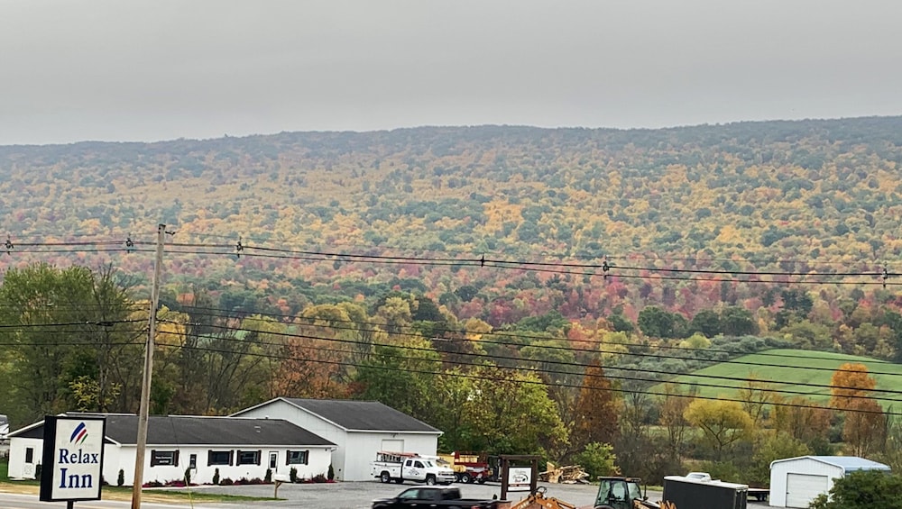 Relax Inn Altoona - photo 106