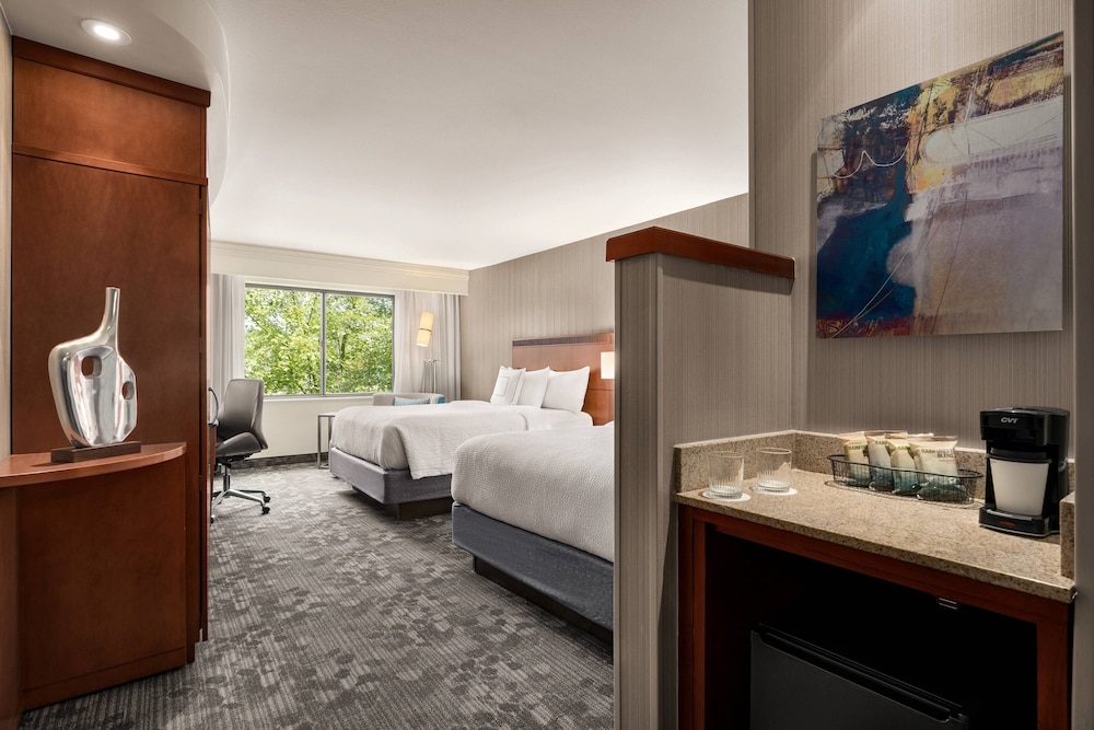 Courtyard by Marriott Philadelphia Montgomeryville - photo 10