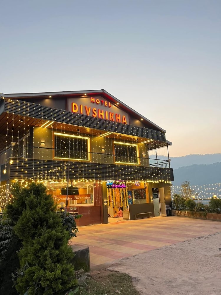 Hotel Divshikha in Kasauli, India