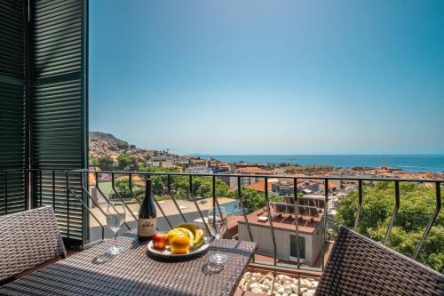 Super Platinum — 4-Star Luxury Hotel in Funchal, Portugal
