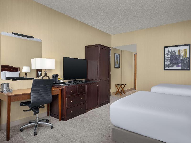 DoubleTree by Hilton Chicago O'Hare Airport Rosemont - photo 94