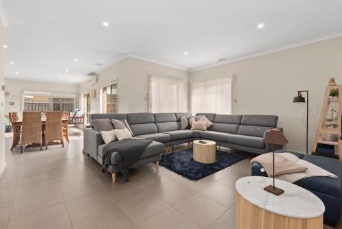 Lotus House — 4-Star Luxury Hotel in Point Lonsdale, Australia