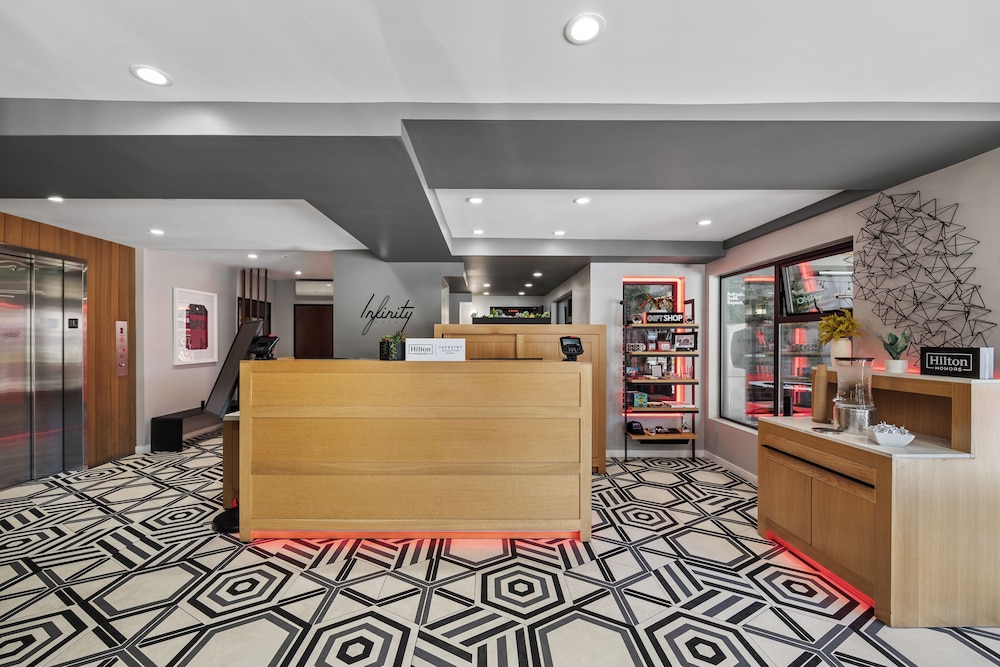 Infinity Hotel San Francisco Tapestry Collection by Hilton - photo 7
