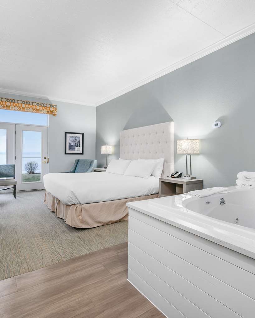 Cherry Tree Inn & Suites - photo 23