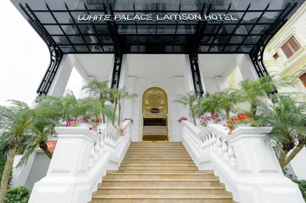 White Palace Lam Son Hotel in Thai Binh, Vietnam