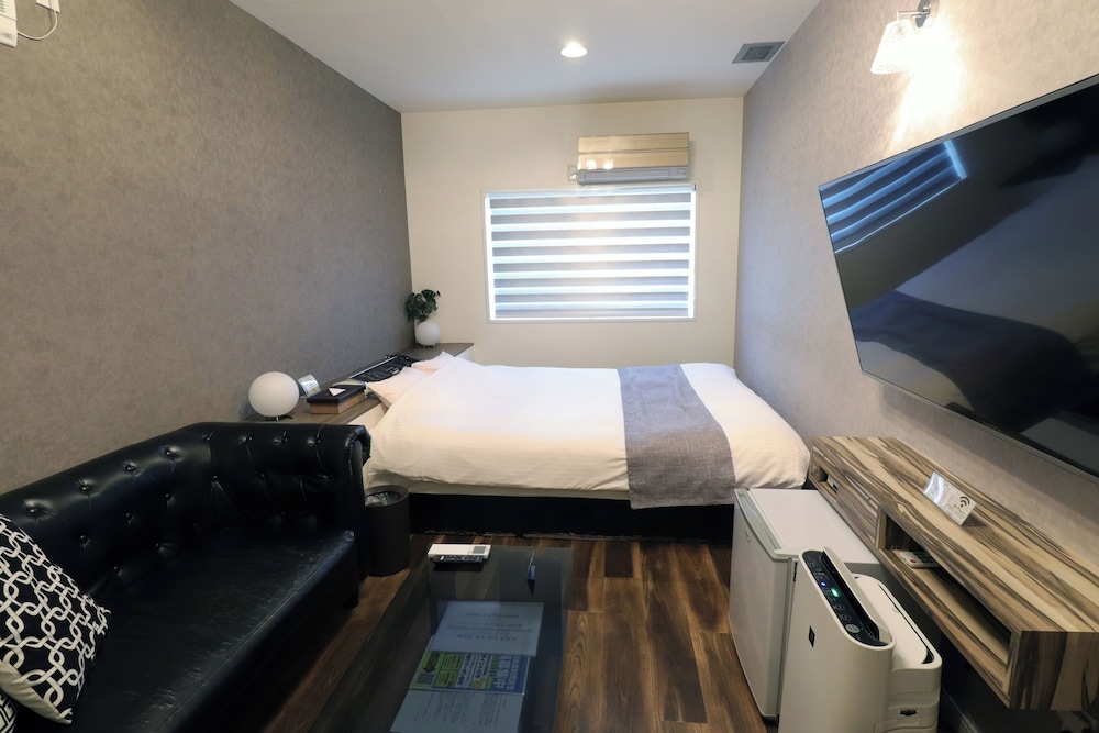 Hotel La Fontaine — hotel in Suwa