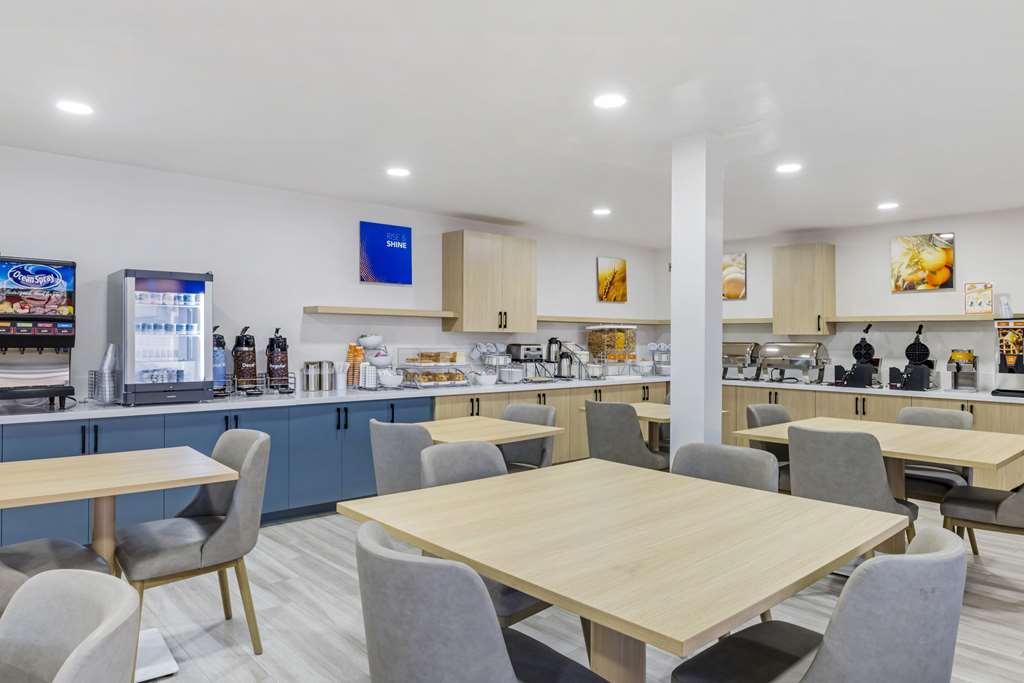 Comfort Inn Sea World Area - photo 31