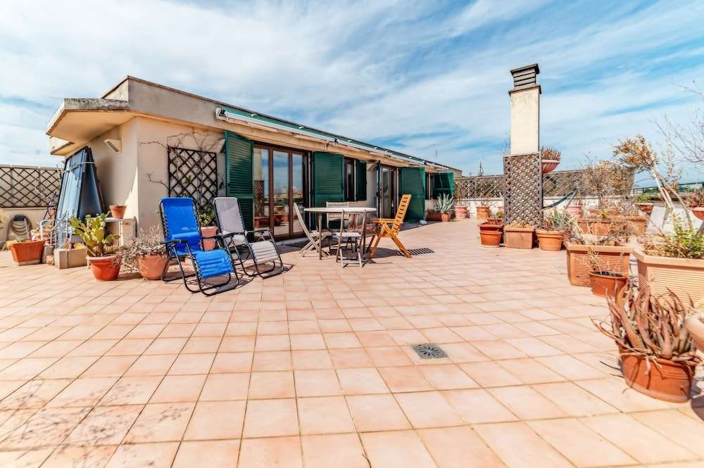 Eliseven Trastevere Roma Apartment — 4-Star Luxury Hotel in Rome, Italy
