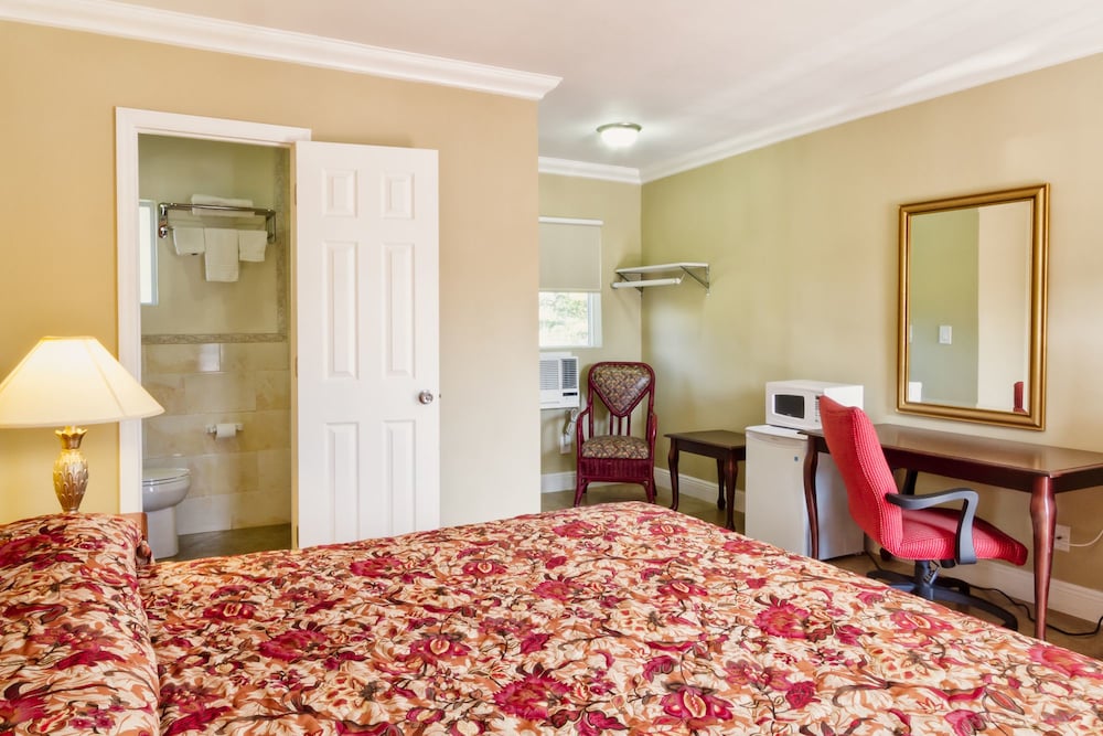 Sun and Surf Inn - featured photo