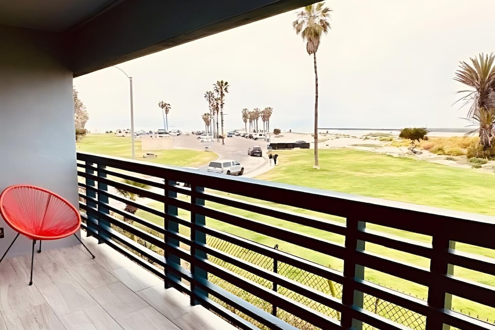 Ocean Villa Inn - photo 2