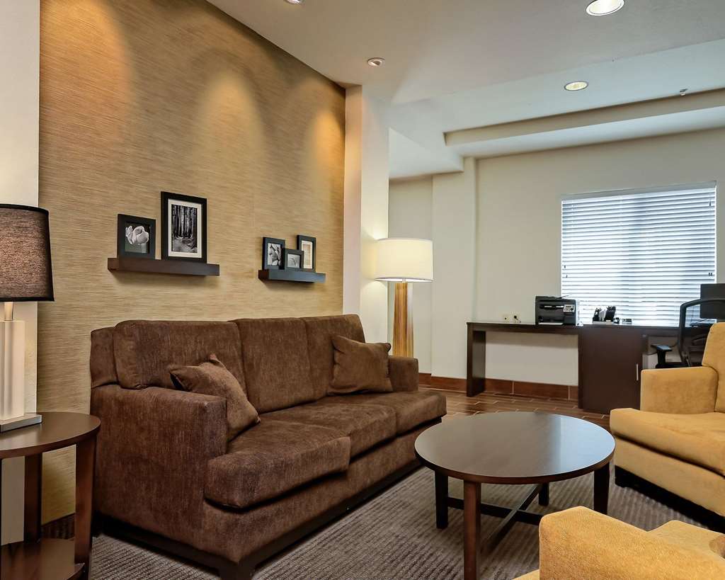 Sleep Inn & Suites Fort Scott - photo 8