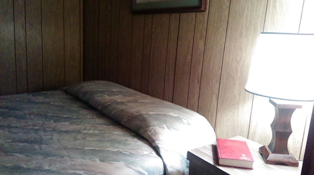 The Sage Motel - photo 4