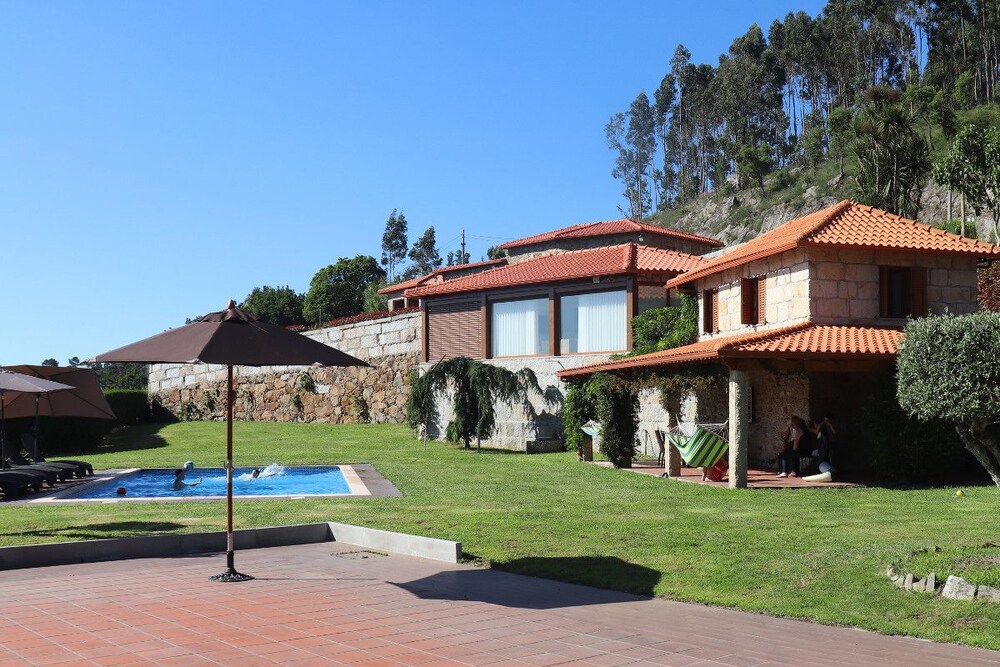 Quinta Do Perguntouro - carbon neutral hotel in Lousada