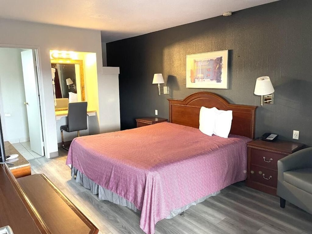 Downtown Inn - photo 14