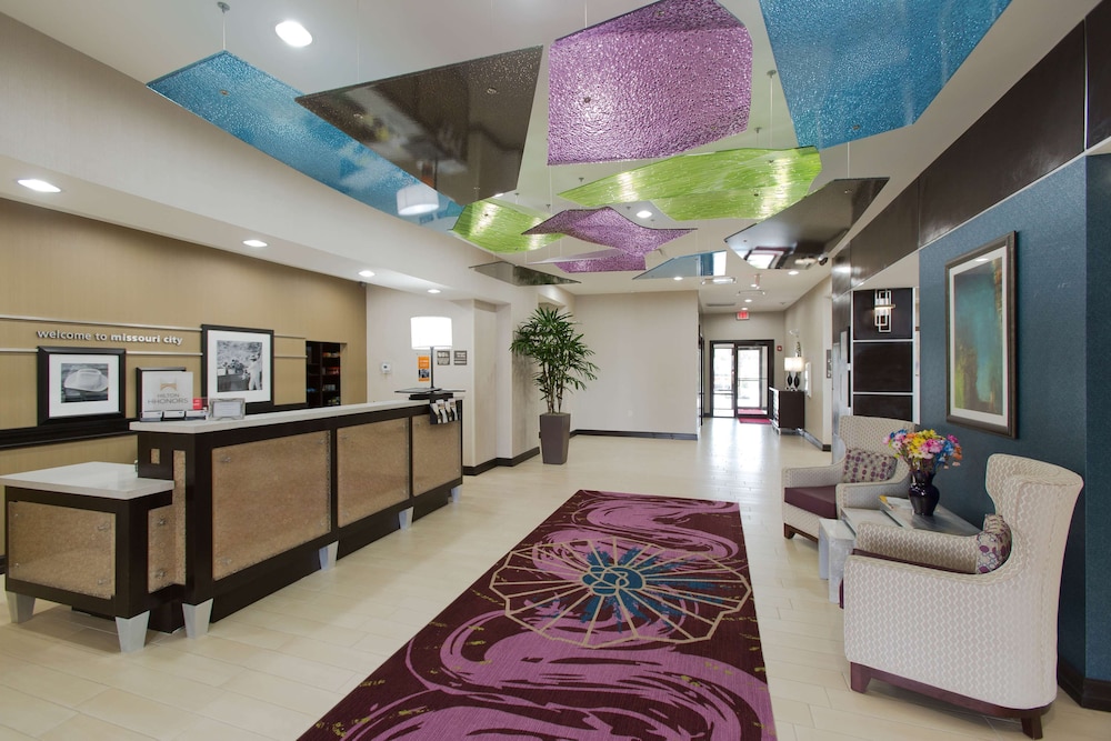 Hampton Inn & Suites Missouri City TX - photo 7