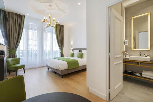 Vestay Montaigne - last minute hotel in Paris