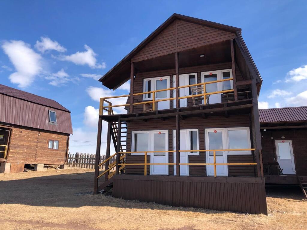 Big Ples - carbon neutral hotel in Unknown City
